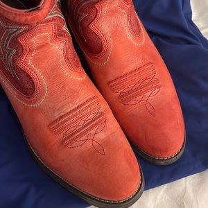 Ariat boots size 10